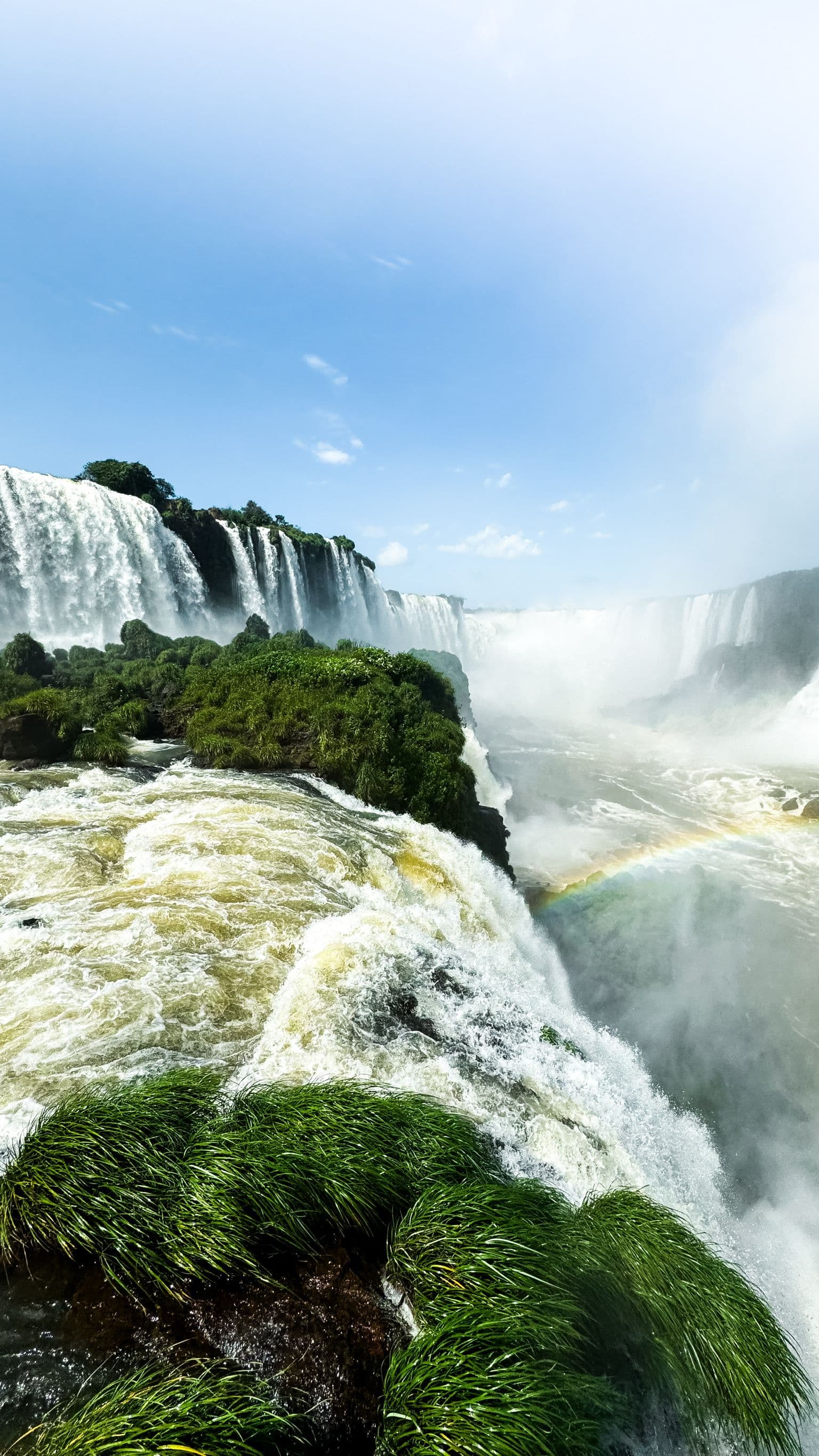 Cataratas y arcoíris
